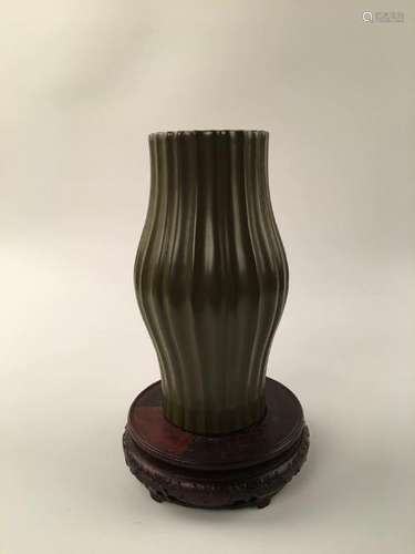 Chinese Teadust Melon-Shape Vase With Qian Long Mark