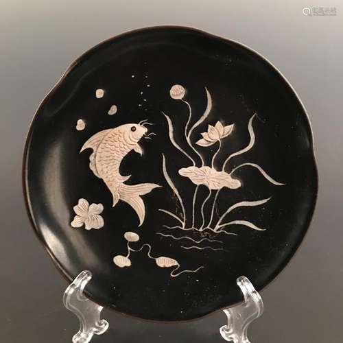 Chinese Ding Ware Engraved Design 'Fish & Lotus' Plate