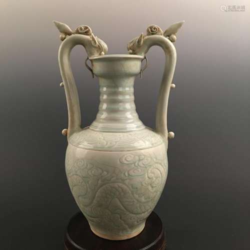 Chinese Hutian Kiln 'Dragon' Vase