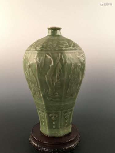 Chinese Yaozhou Kiln Porcelain Meiping Vase