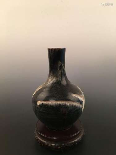 Chinese Ji Zhou Ware Globular Vase