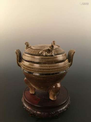 Chinese Ritual Dui-Shape  Brown Glazed Porcelain Pot