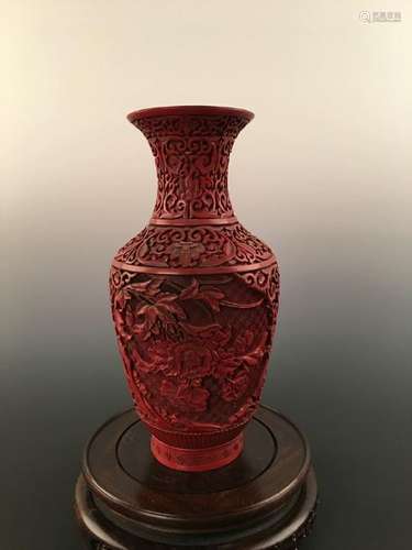 Chinese Carved Lacquerware Peony Vase With Qianlong's