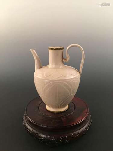 Chinese Ding Ware Porcelain Pitcher