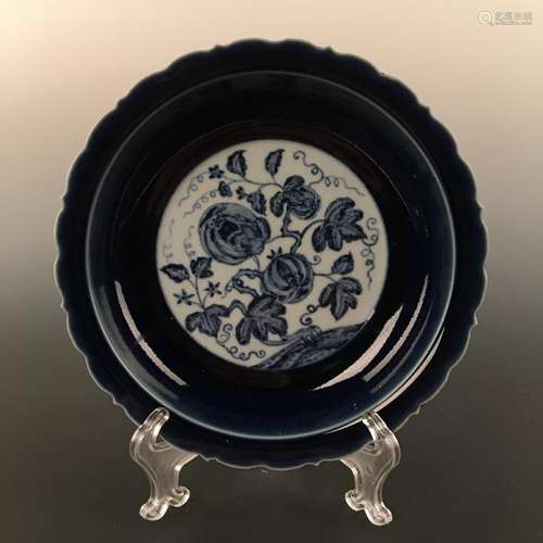 Chinese Blue Glazed Melon Vine Decorated Ceramic Plate