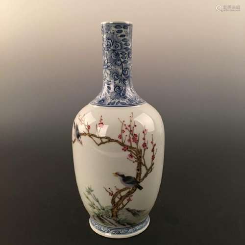 Chinese Famille Rose Flower& Bird Porcelain Vase With