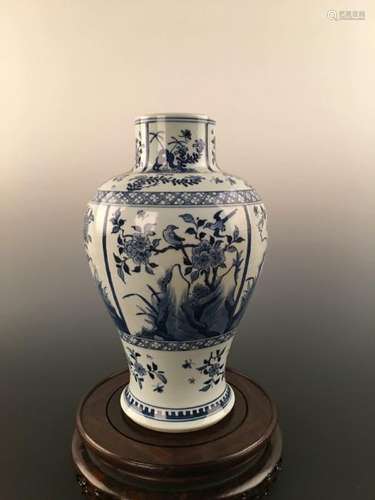 Chinese Blue & White Flower&Bird Porcelain Vase With