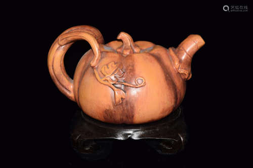 [Chinese] A Large Yixing Clay Pumpkin Shape Decorative Teapot