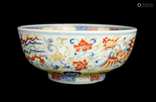 [Chinese] A Penta-Colour Porcelain Bowl marked 