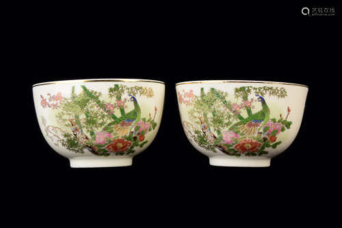 [Japanese] A Pair of Famille Rose Egg Shell Porcelain Tea Cups