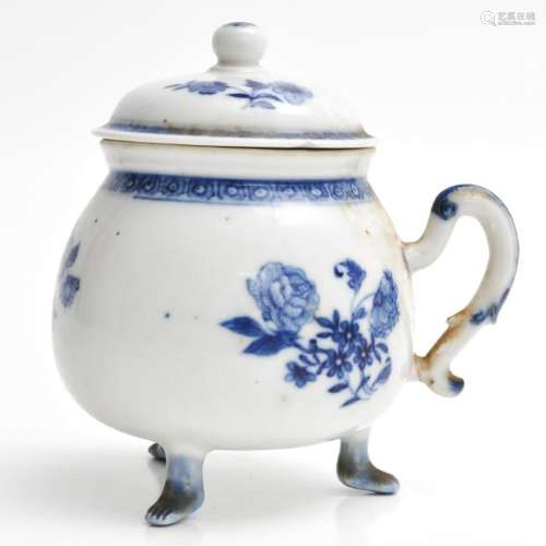 A Blue and White Decor Covered Sugar Bowl