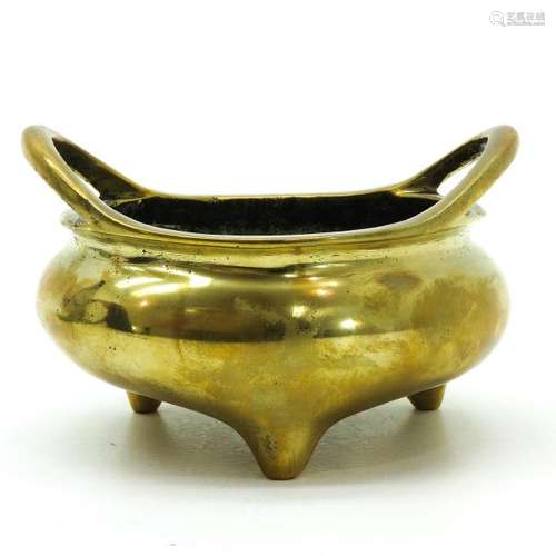 A Bronze Tripod Censer