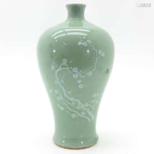 A Celadon Meiping Vase