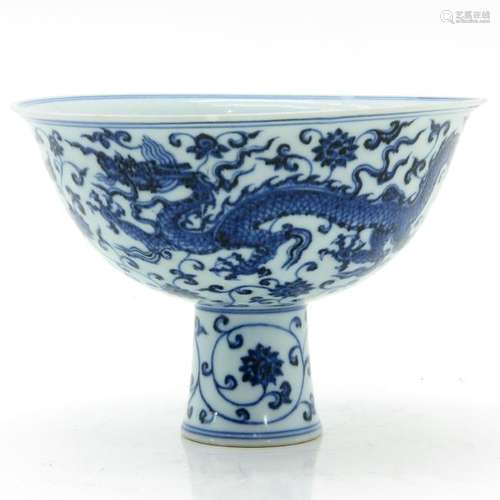 A Blue and White Decor Stem Cup