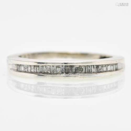 A Silver Band Set with Diamonds Approximately 0.30 CTW