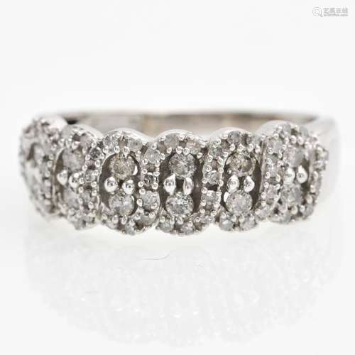 A 10KWG Ladies Diamond Ring Approximately 0.84 CTW