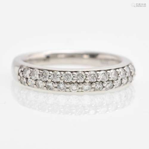 A 9KWG Ladies Diamond Ring Approximately 0.50 CTW