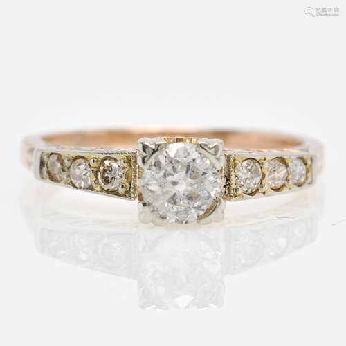 A 14KG Ladies Diamond Ring Approximately 0.62 CTW