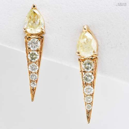 A Pair of 14KG Diamond Earrings