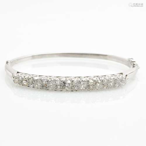 18KWG Ladies Bolsjewiek Cut Diamond Bracelet Ca. 4 CTW