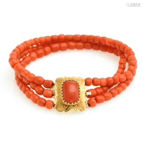 A Three Stand Red Coral Bracelet on 14KG Clasp