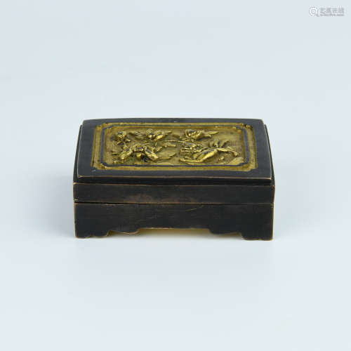 A Chinese Gilt Bronze Box With Cover