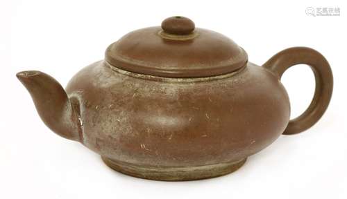 A Chinese Yixing ware teapot