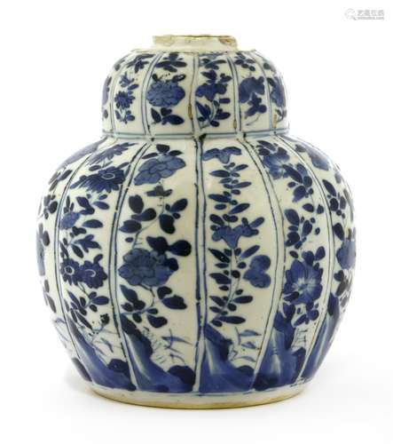 A Chinese blue and white double gourd vase