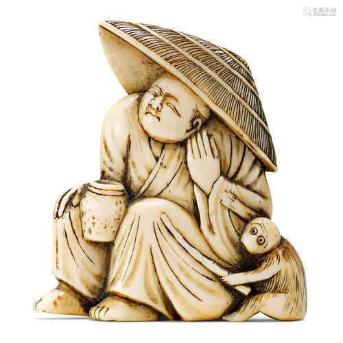 FLACHES NETSUKE EINES BAUERN MIT AFFE.