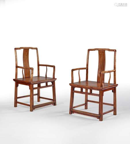 PAIRE DE FAUTEUILS EN BOIS ET BAMBOU, NANGUANMAOYI, Chine