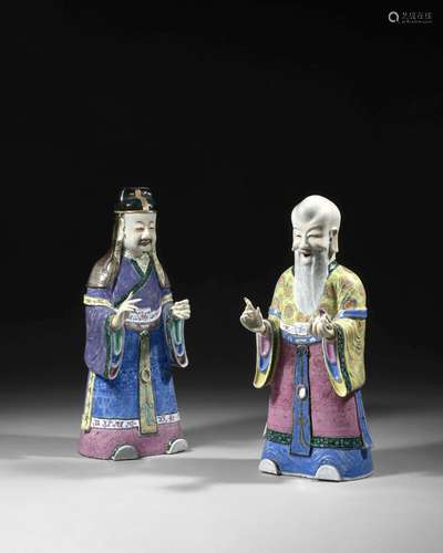 DEUX IMMORTELS EN PORCELAINE FAMILLE ROSE, Chine, dynastie Qing, XIXe siècle