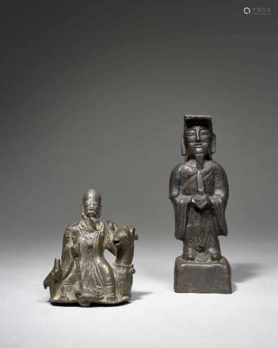 STATUETTE DE DIGNITAIRE ET STATUETTE DE SHOULAO EN BRONZE, Chine, fin de l'époque Ming, XVIIe siècle