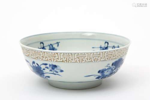 A blue & white mantou xin bowl with fretwork border
