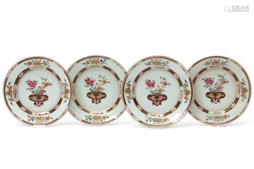 Four fencai plates, flower vase pattern