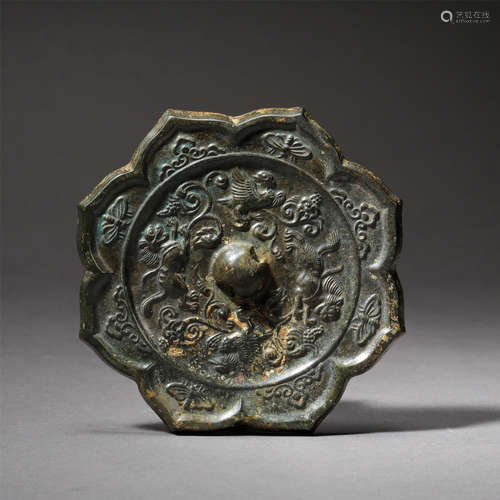 CHINESE BRONZE FLOWER SHAPED MIRROR TANG DYNASTY