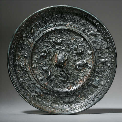 CHINESE BRONZE BEAST ROUND MIRROR TANG DYNASTY