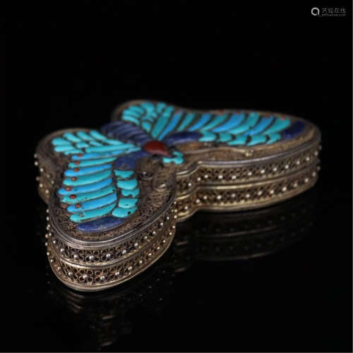 CHINESE TURQUOISE INLAID SILVER BUTTERFLY SAPED CASE