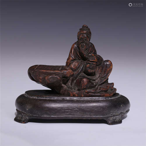 CHINESE AGALWOOD SEATED FIGURE TABLE ITEM