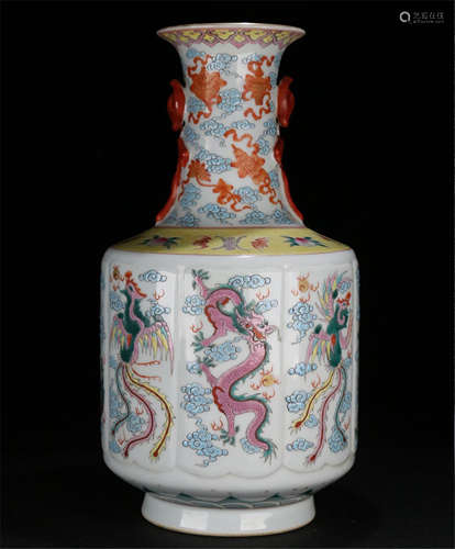 CHINESE PORCELAIN FAMILLE ROSE PHOENIX VASE