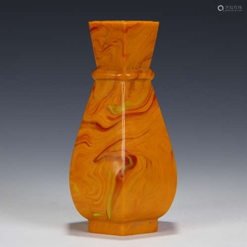 CHINESE PEKING GLASS SQUARE VASE