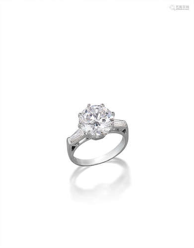 A Diamond Single-stone Ring