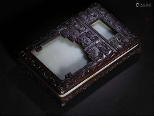 CHINESE JADE INKSTONE WITH ZITAN COVER AND BASE