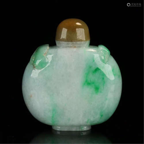 CHINESE JADEITE SNUFF BOTTLE