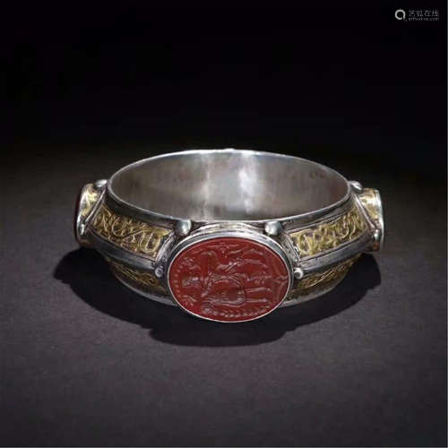 TIBETAN AGATE INLAID GILT SILVER BANGLE