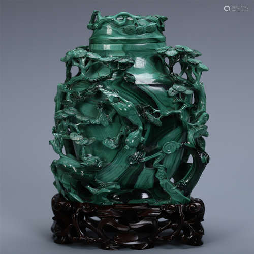 CHINESE MALACHITE CARVED LIDDED VASE