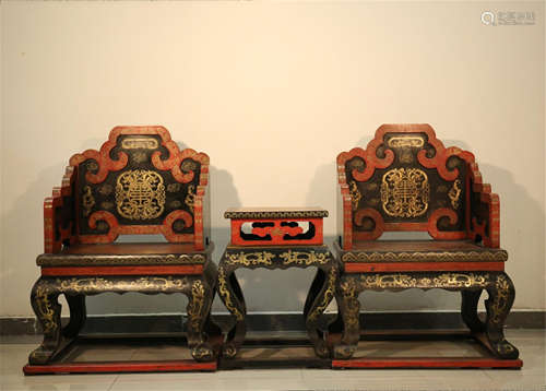 PAIR OF CHINESE REDLACQUER GOLD PAINTED ARM CHAIRS WITH STAND