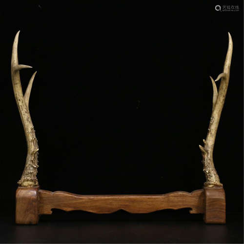 CHINESE HARDWOOD DEER HORN BRUSH HOLDER