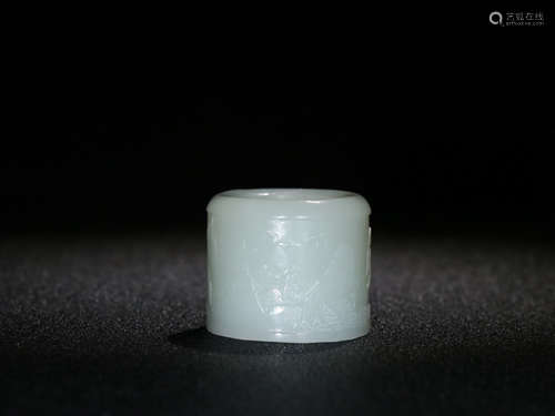 A XINJIANG HETIAN JADE THUMB RING