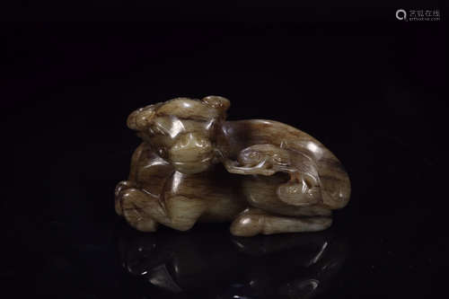 AN OX SHAPE HETIAN JADE ORNAMENT