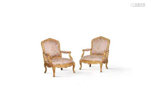 PAIRE DE FAUTEUILS